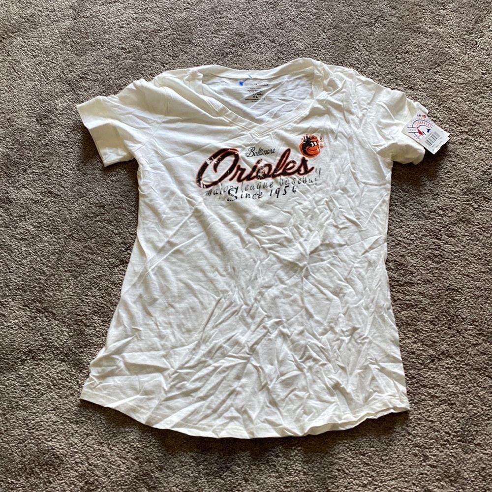 Soft As A Grape Baltimore Orioles V Neck Graphic Tee SIZE XL MLB Baseball White